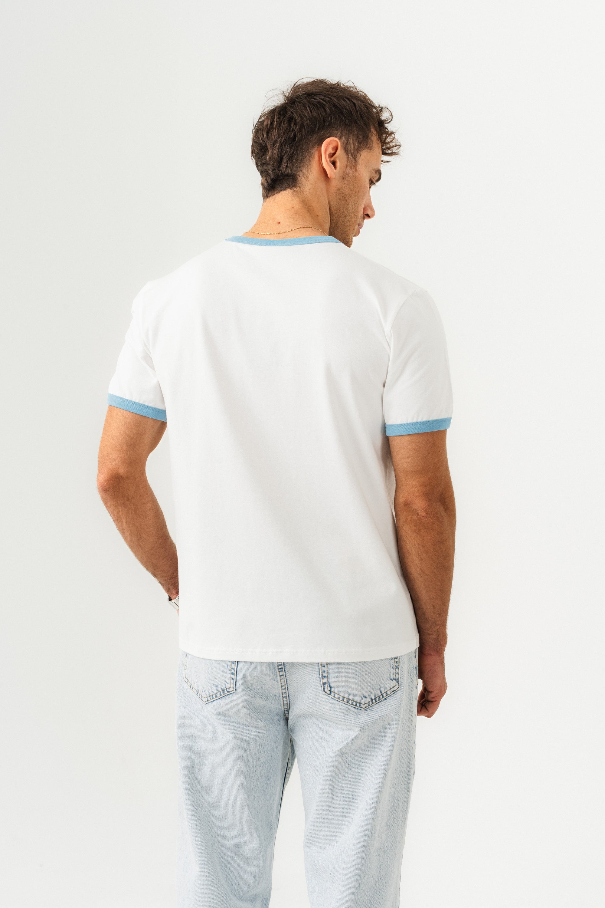 UNISEX YAKA KOL YIKAMA DETAYLI REGULAR FIT BASIC TİŞÖRT-3