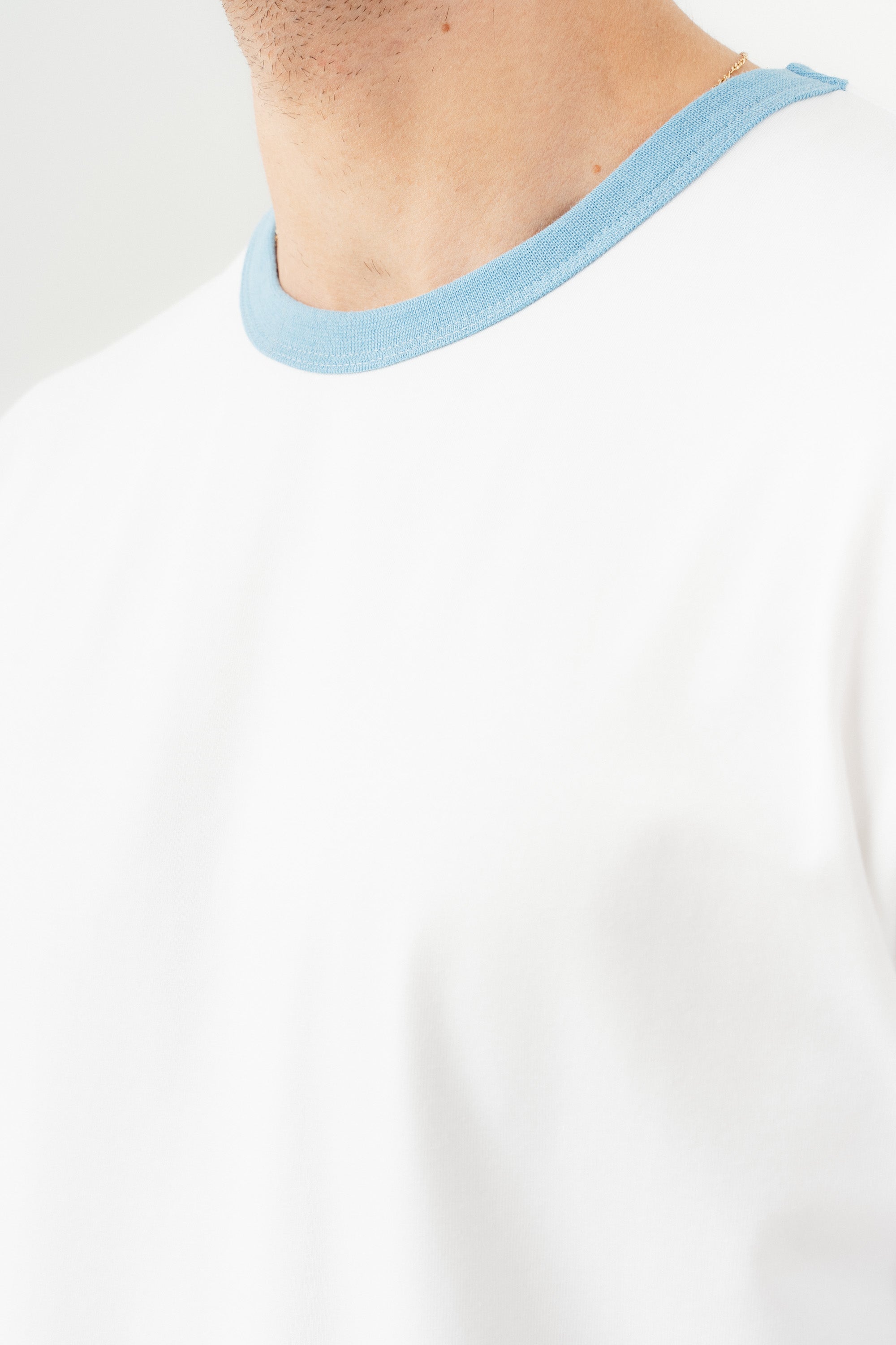 UNISEX YAKA KOL YIKAMA DETAYLI REGULAR FIT BASIC TİŞÖRT-6