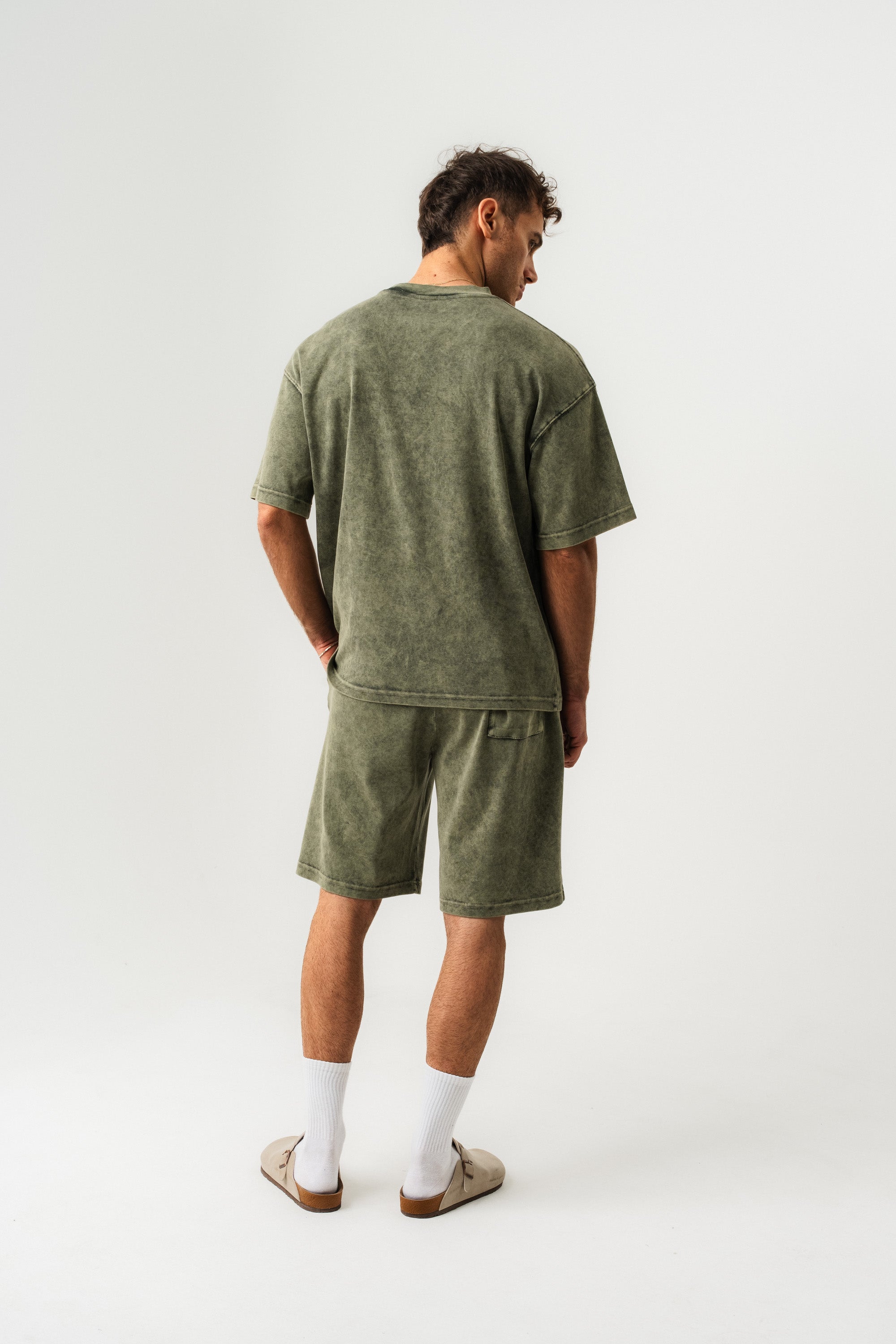 BORZ Soluk Efektli Oversize Kalıp T-shirt ve Şort Takımı-2