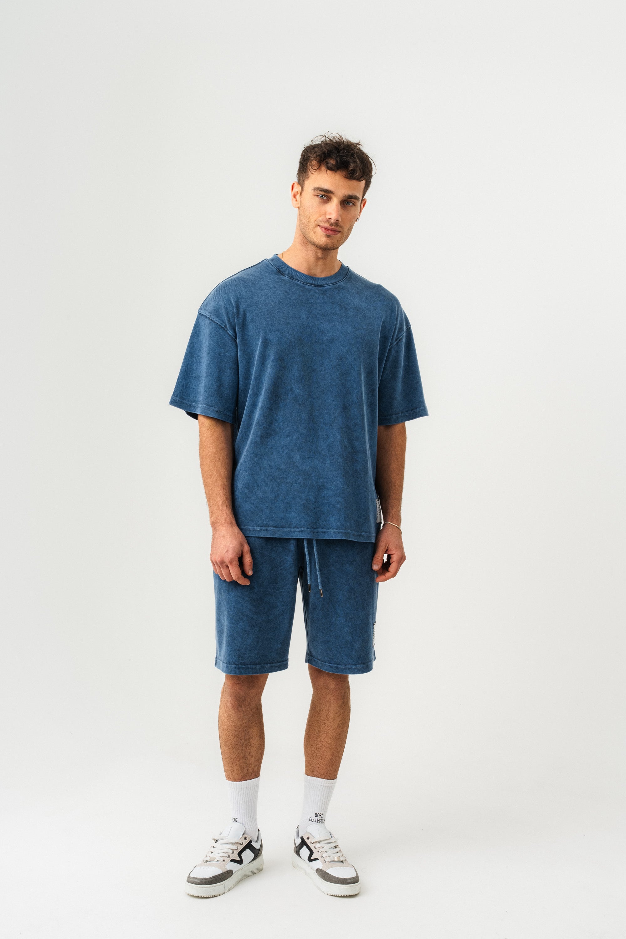 BORZ Soluk Efektli Oversize Kalıp T-shirt ve Şort Takımı-3