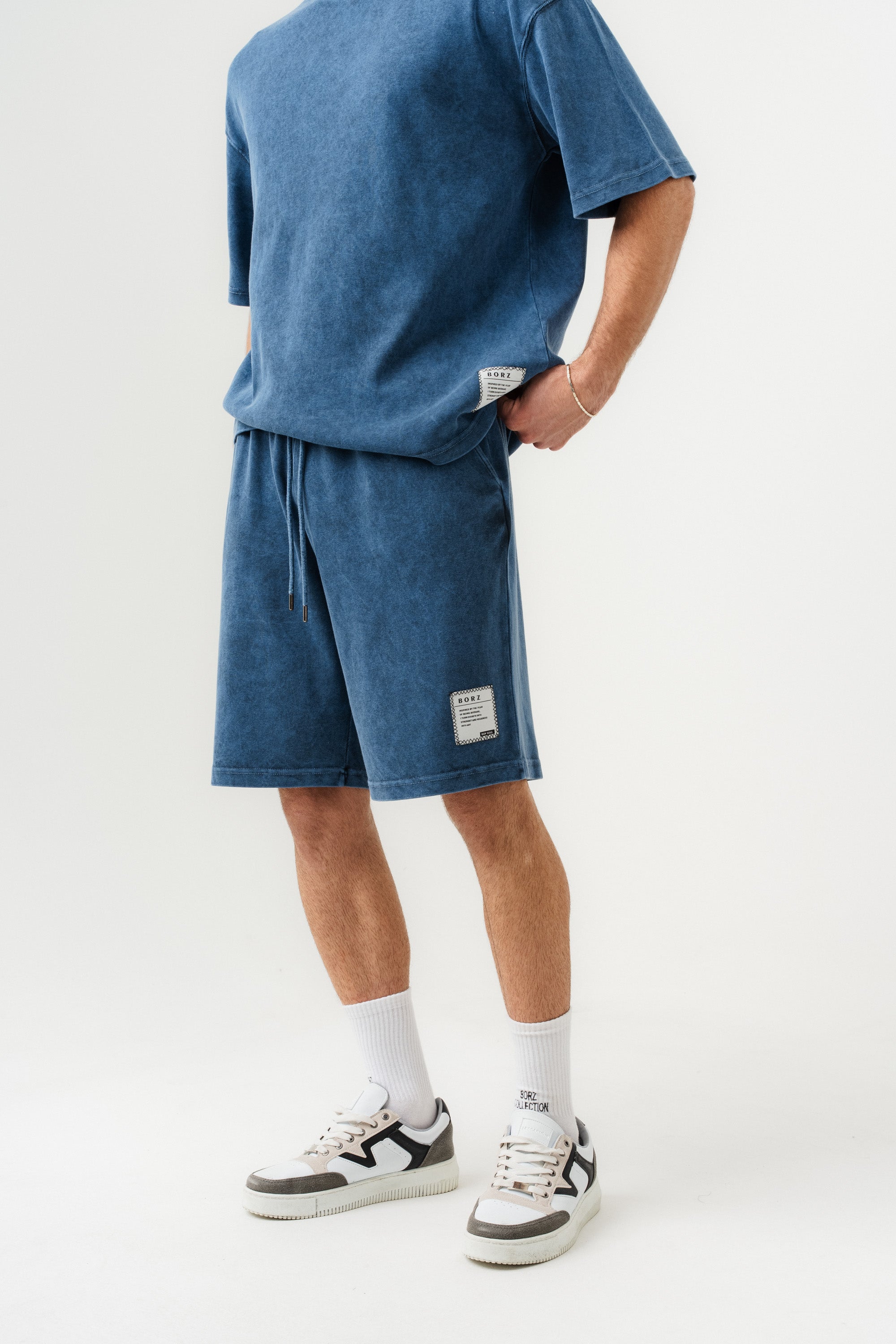 BORZ Soluk Efektli Oversize Kalıp T-shirt ve Şort Takımı-8