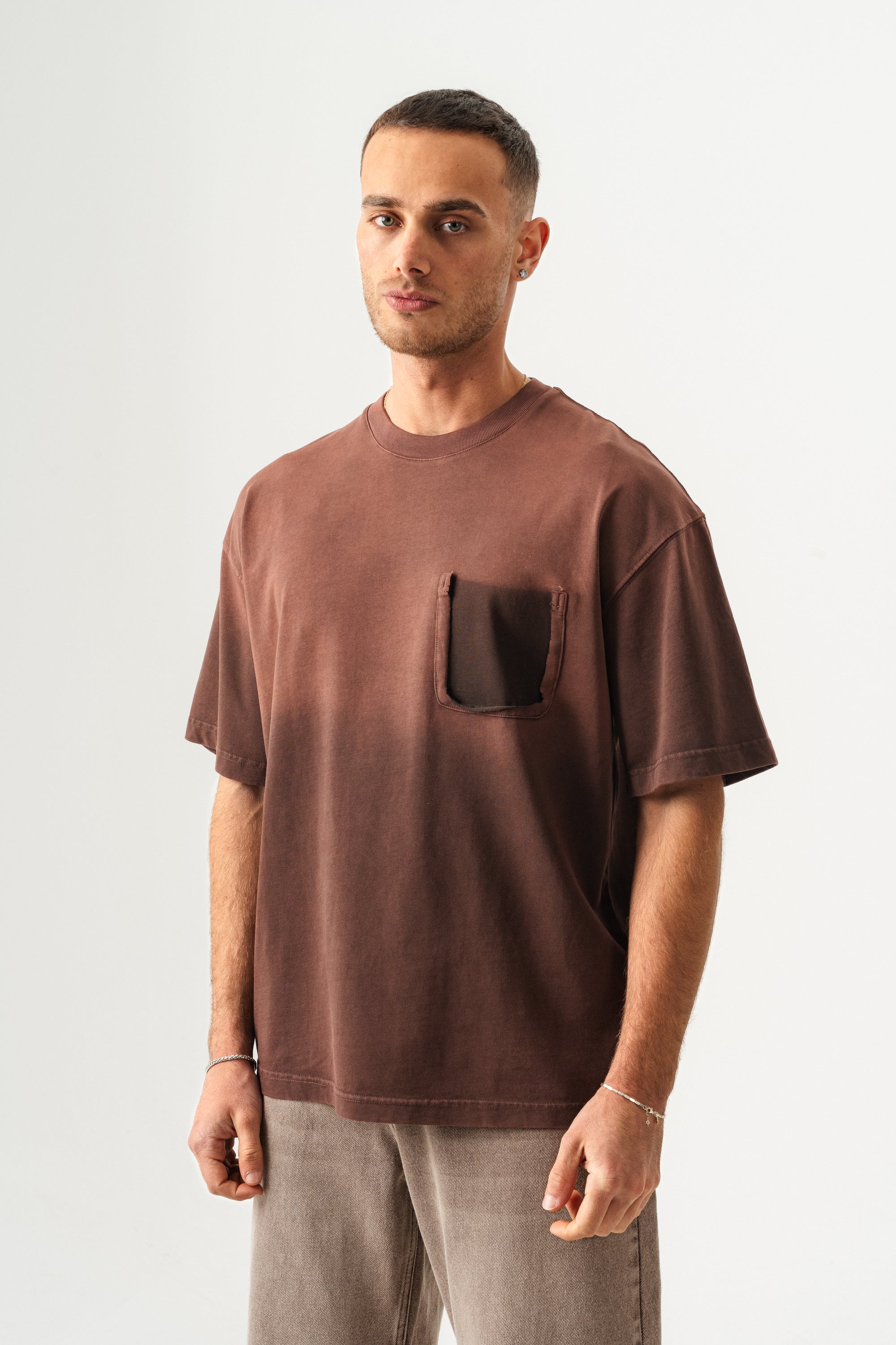 BORZ UNISEX CEPLİ-YIKAMALI OVERSİZE TİŞÖRT-4