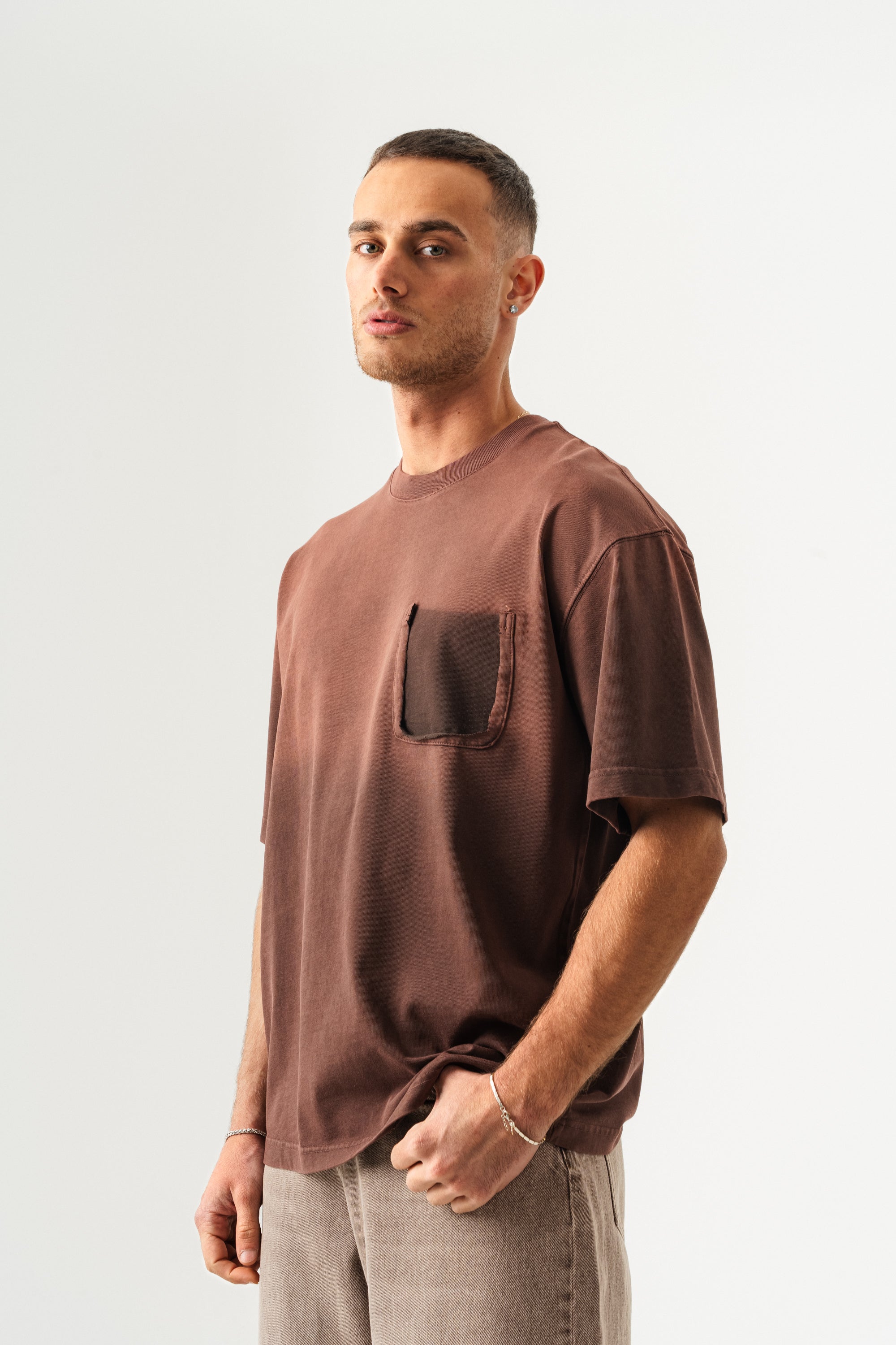 BORZ UNISEX CEPLİ-YIKAMALI OVERSİZE TİŞÖRT-2
