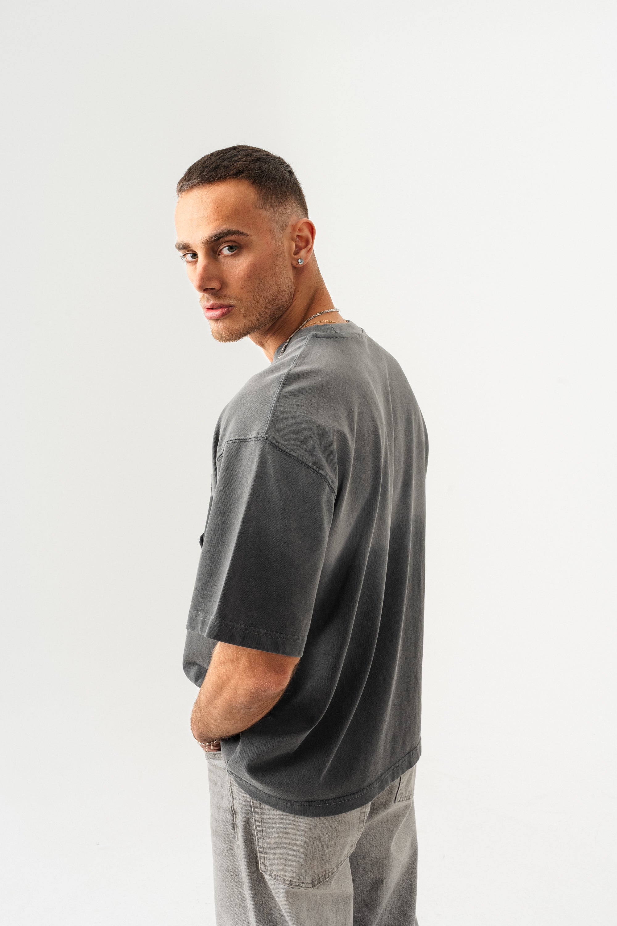 BORZ UNISEX CEPLİ-YIKAMALI OVERSİZE TİŞÖRT-7