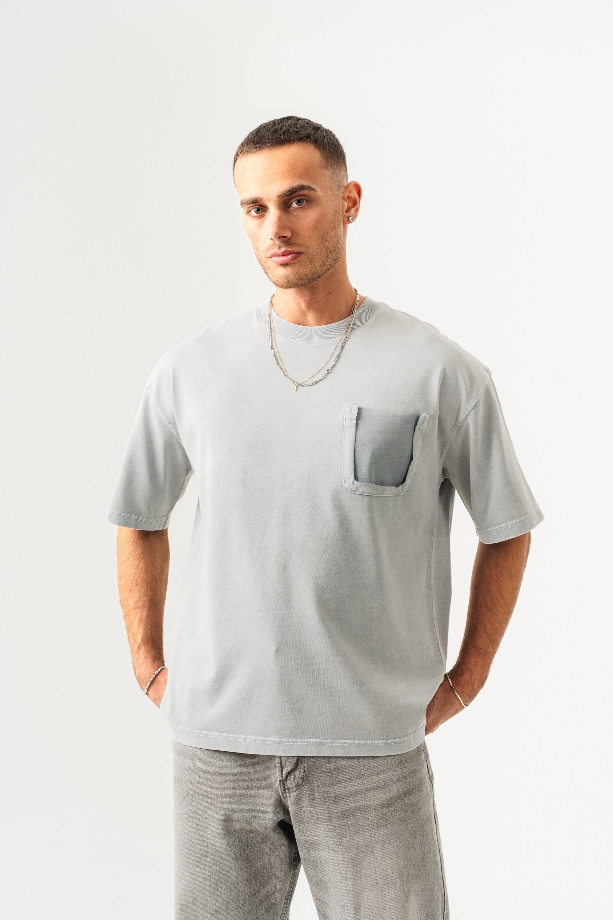 BORZ UNISEX CEPLİ-YIKAMALI OVERSİZE TİŞÖRT-2