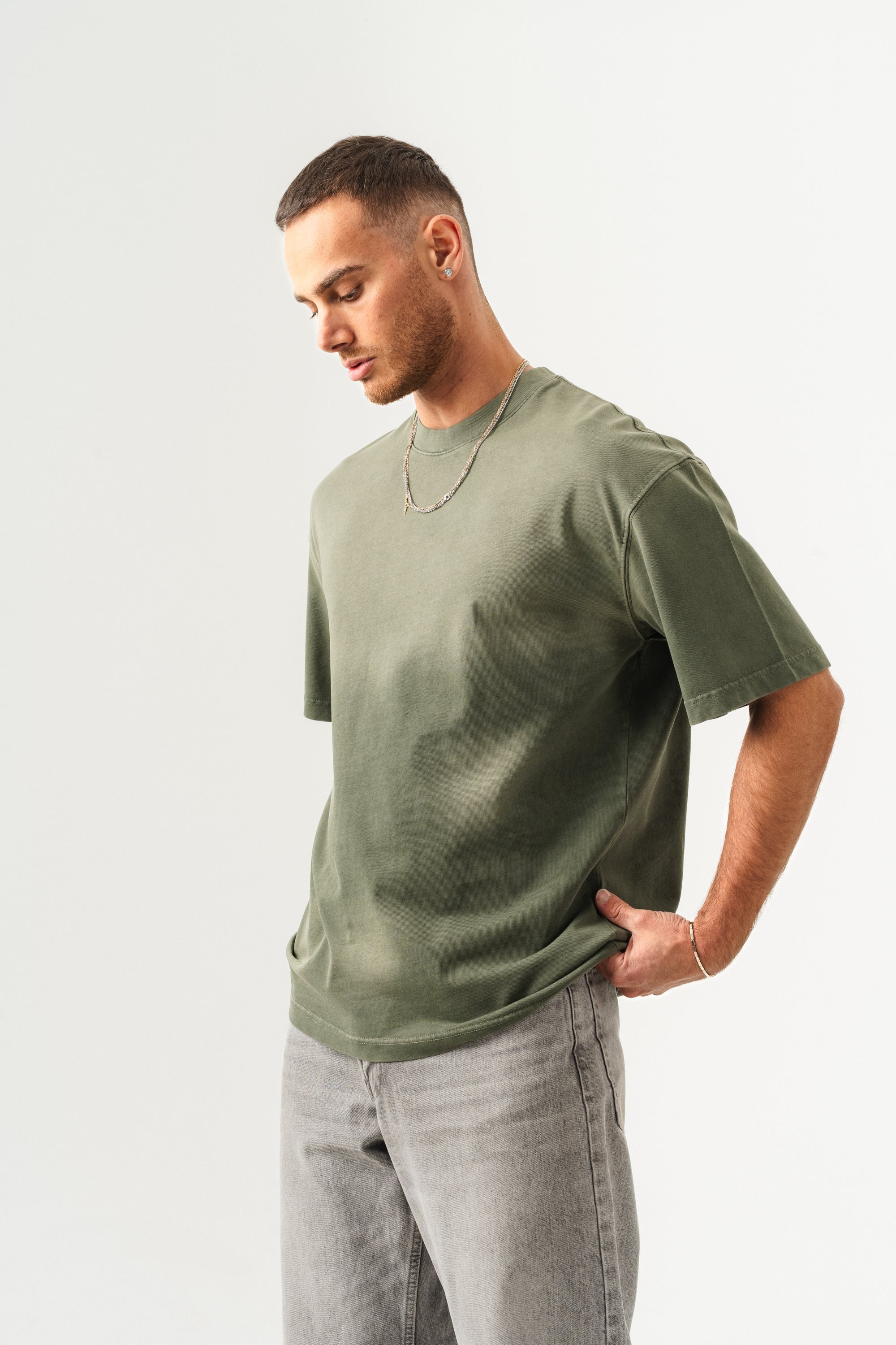 BORZ UNISEX GEÇİŞLİ - YIKAMALI OVERSIZE TİŞÖRT-2