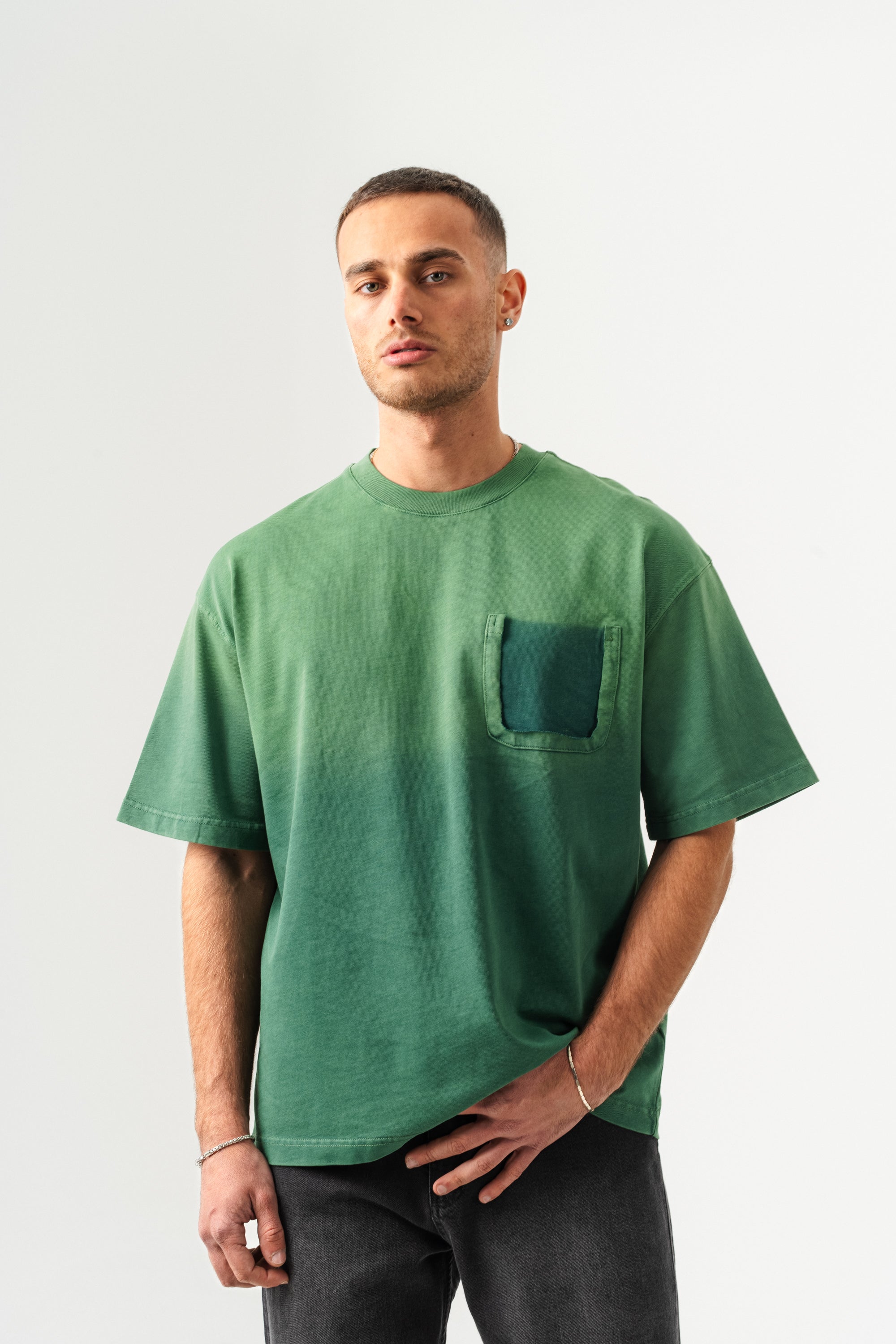 BORZ UNISEX CEPLİ-YIKAMALI OVERSİZE TİŞÖRT