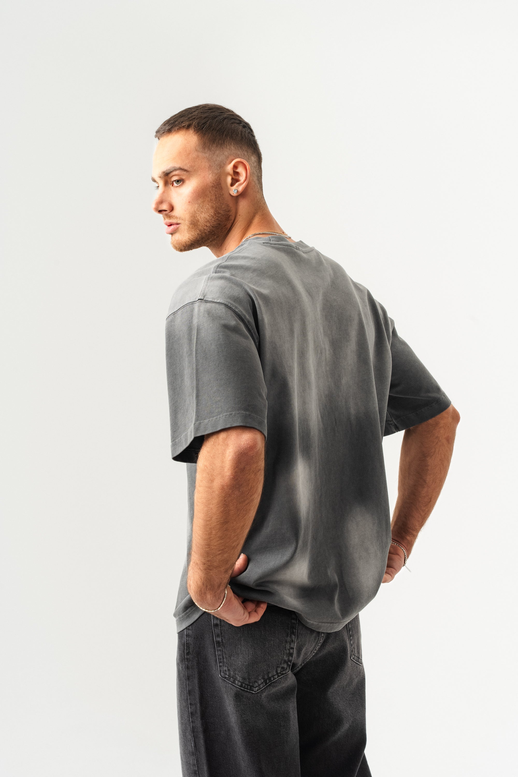 BORZ UNISEX GEÇİŞLİ - YIKAMALI OVERSIZE TİŞÖRT-2