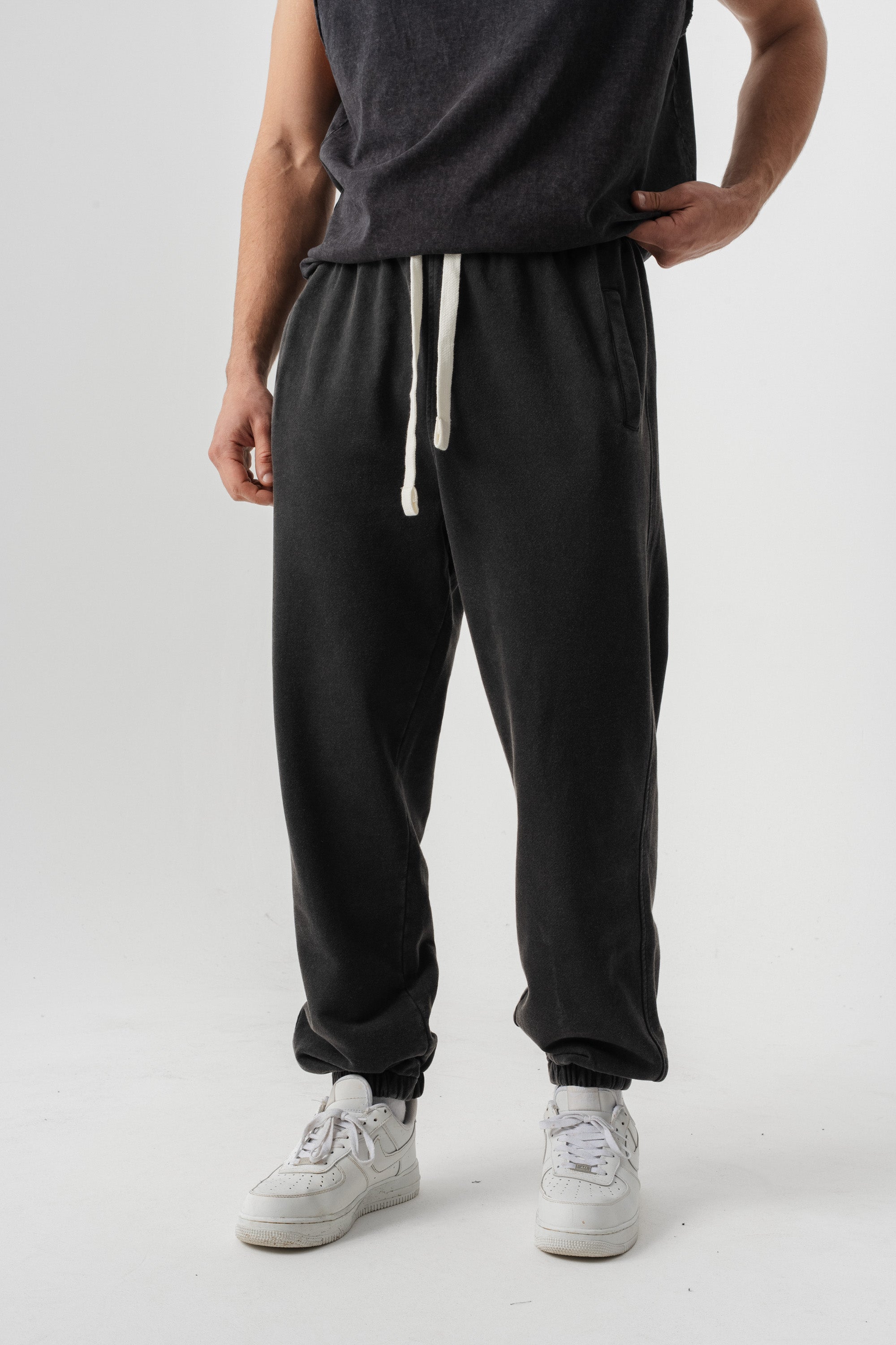 BORZ Yıkamalı Paçası Lastikli Eşofman Altı - Siyah-2