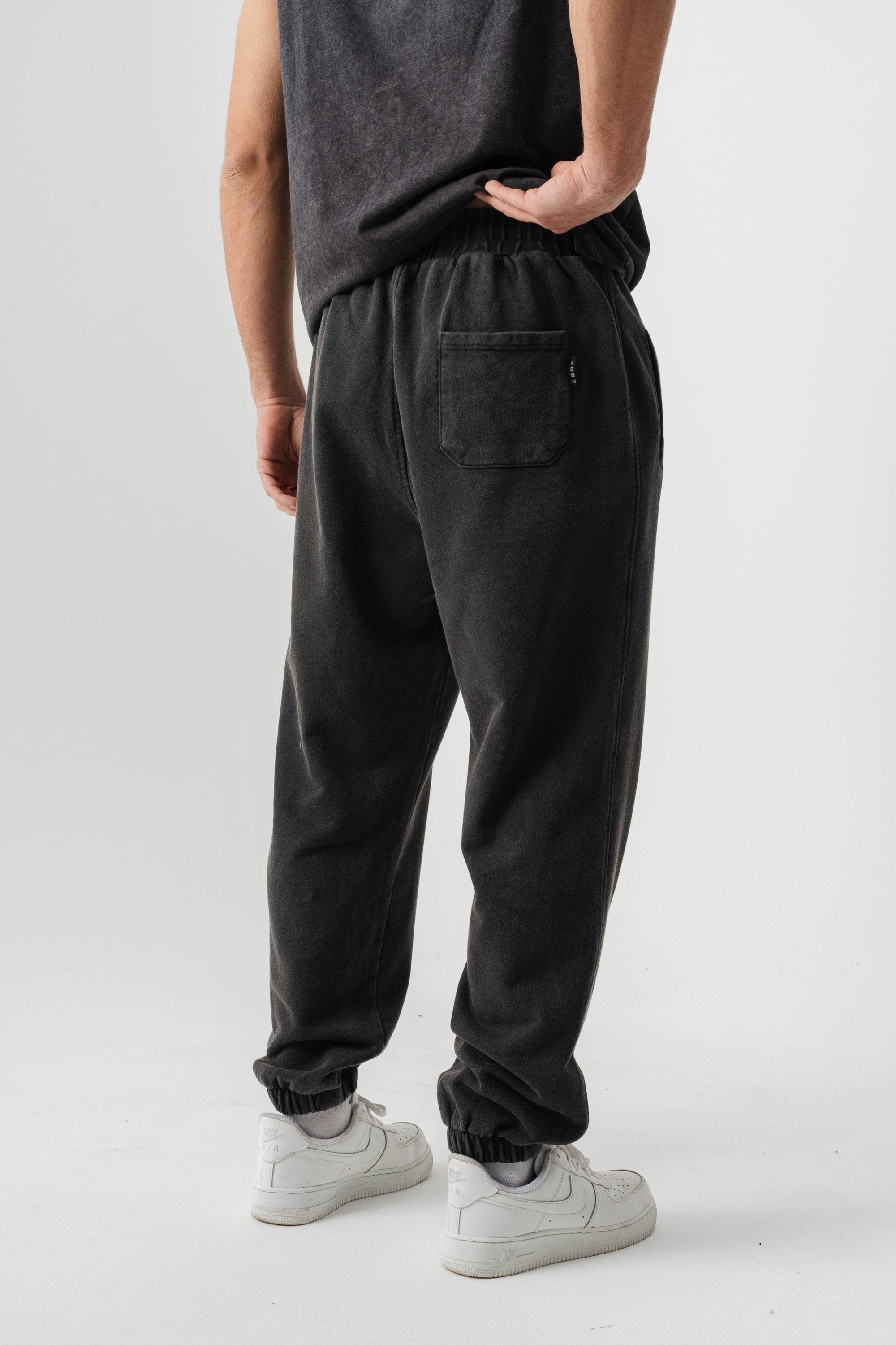 BORZ Yıkamalı Paçası Lastikli Eşofman Altı - Siyah-3