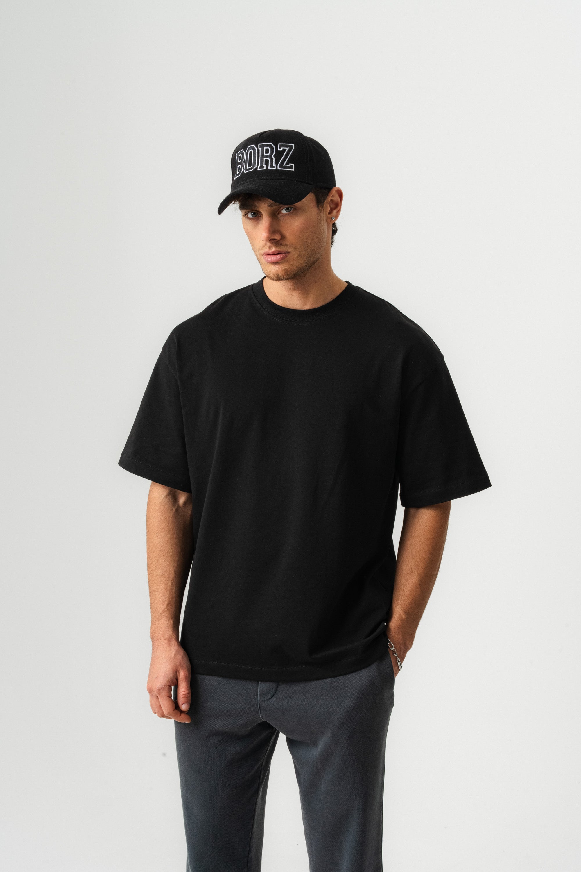BORZ Oversize Kalıp Basic T-shirt - Siyah-4