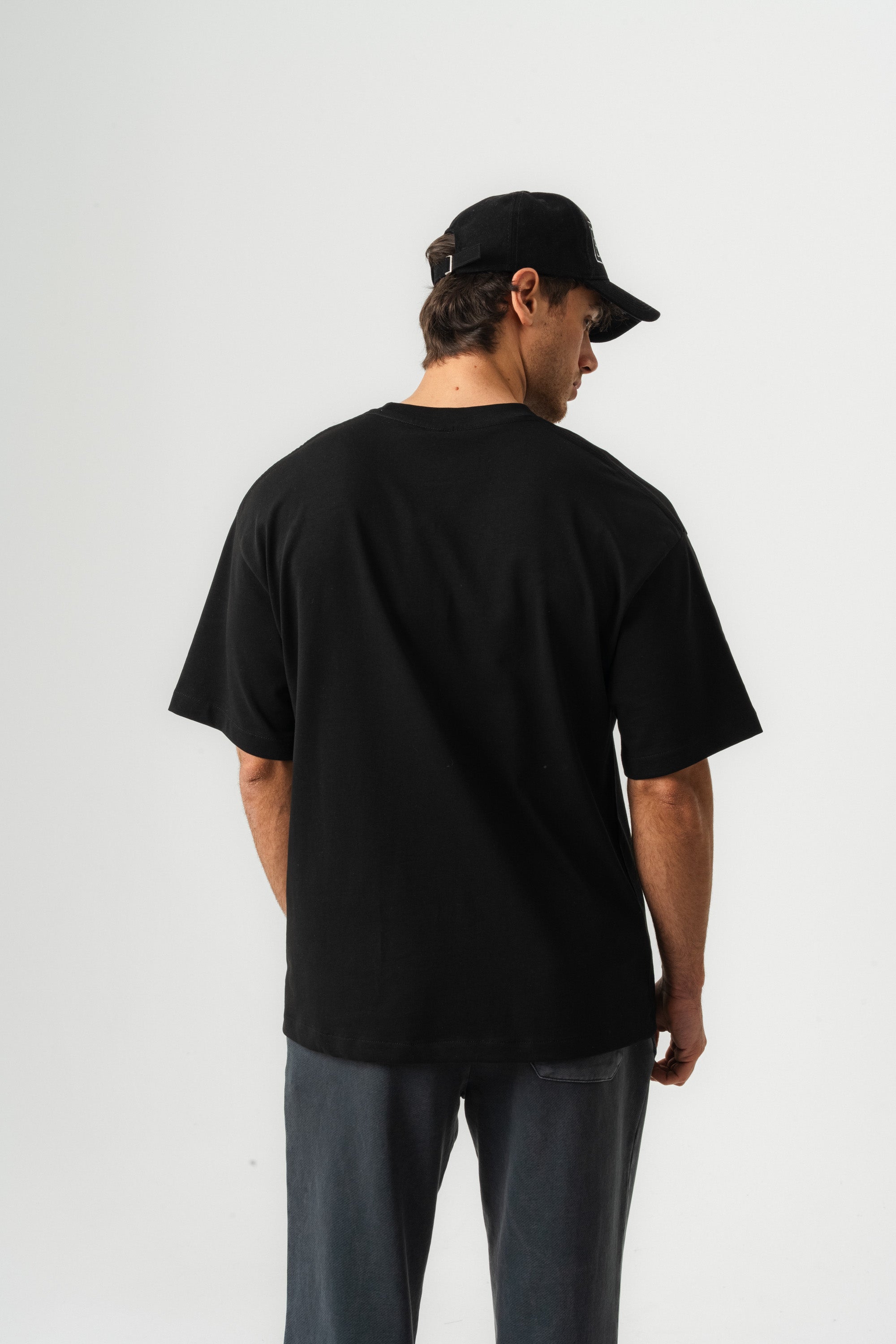 BORZ Oversize Kalıp Basic T-shirt - Siyah-5