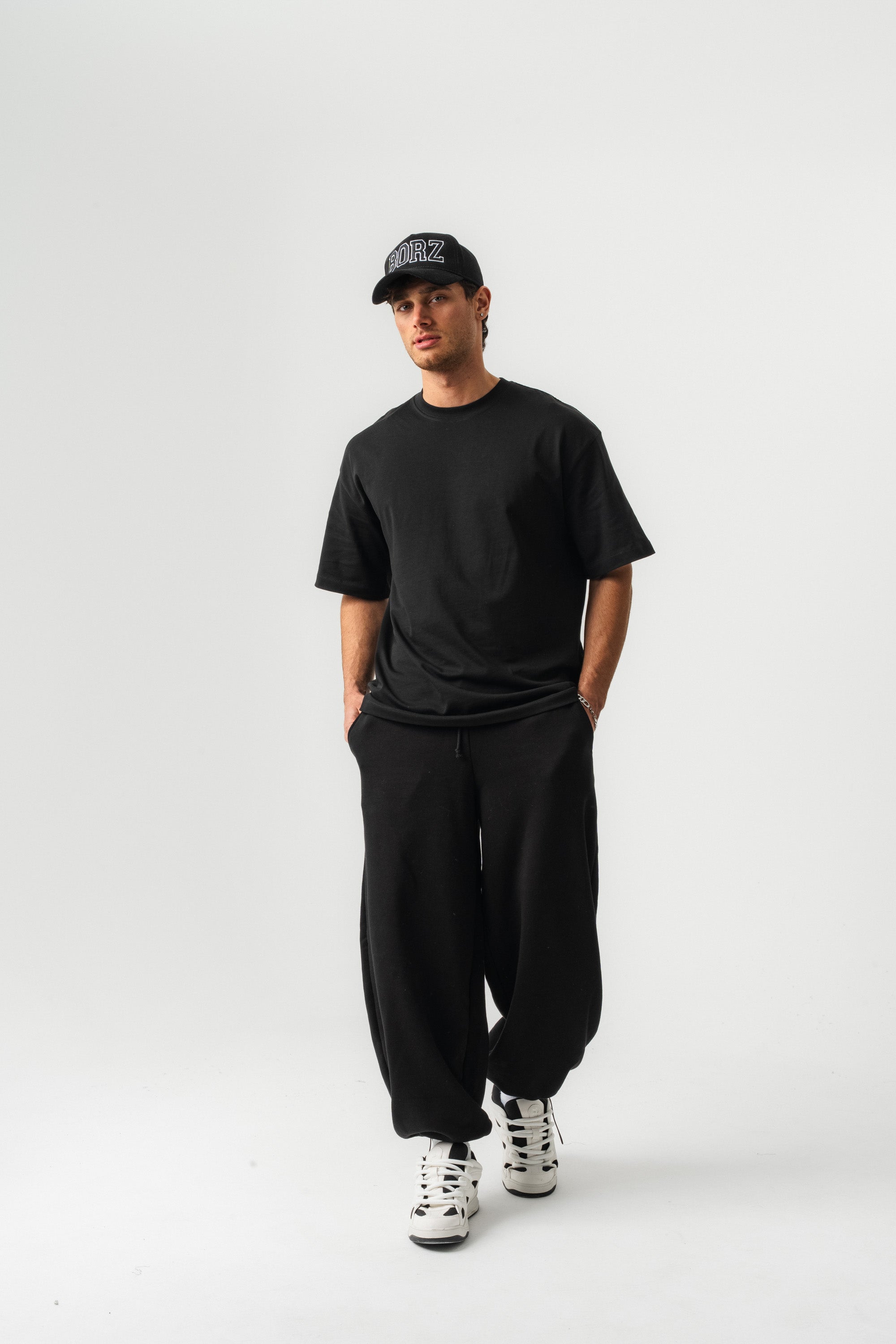 BORZ Oversize Kalıp Basic T-shirt - Siyah-6